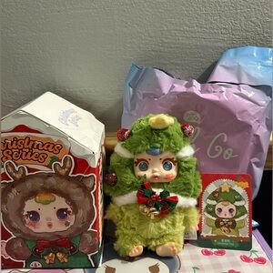 MM Sugar Baby (Christmas Tree) Blind Box. Eyes Change Color